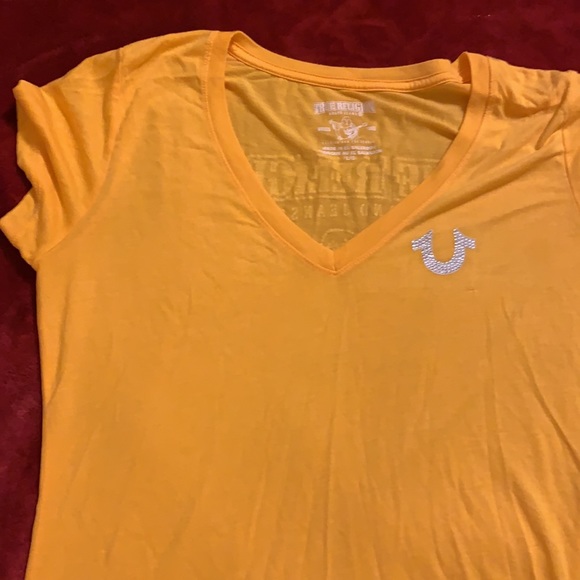 T-shirt - Picture 2 of 4